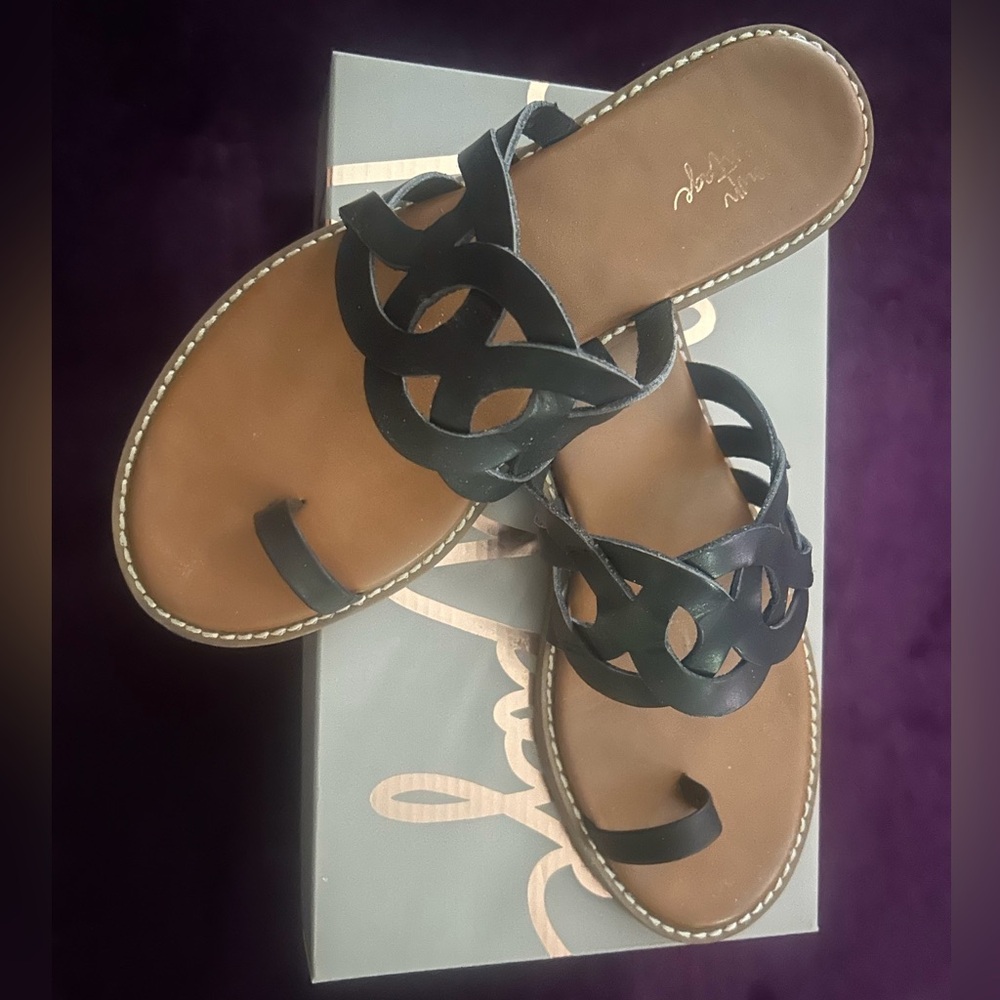 Crown Vintage Aravedi Sandal